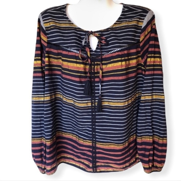 crown & ivy Tops - Crown and Ivy Long Sleeve Pullover Top Size Small